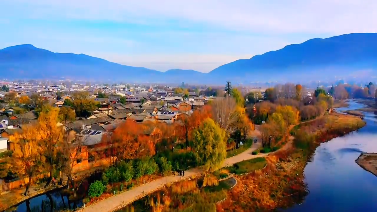 初冬的大理沙溪好似油画