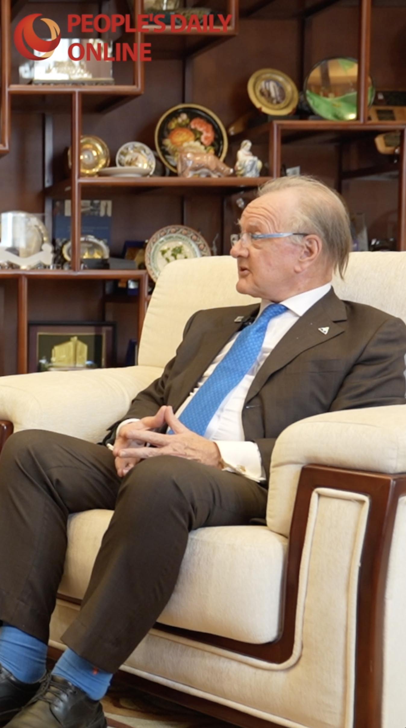 “作为全球最大出口国，中国怎么可能不开放？”